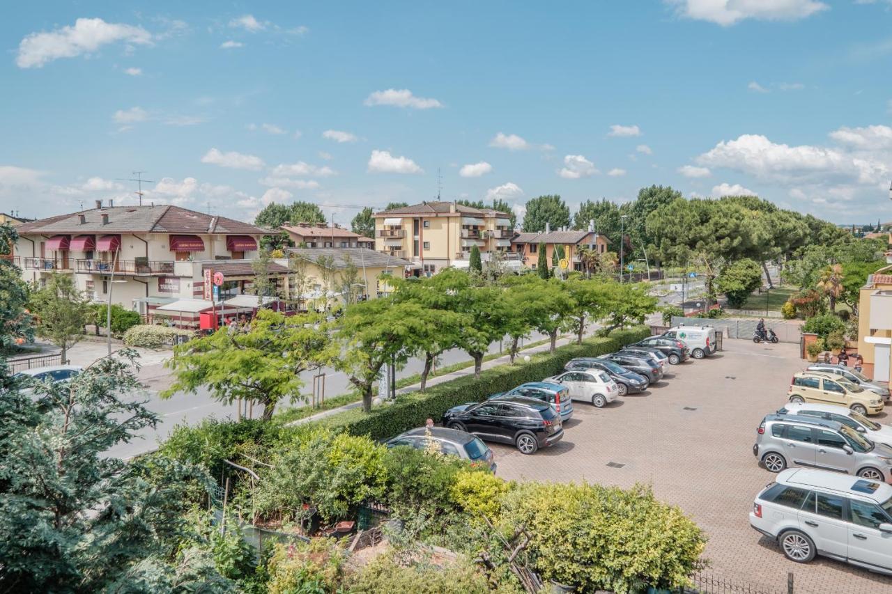 Casa Lugana 15 - Monolocale Con Piscina Fronte Lago Сирмионе Экстерьер фото
