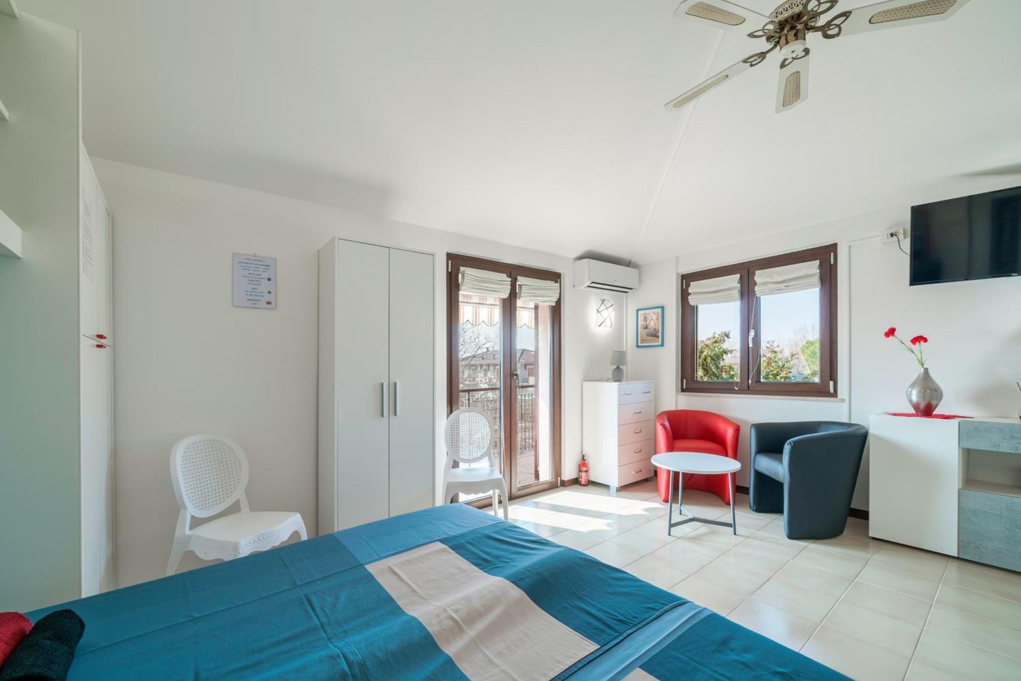 Casa Lugana 15 - Monolocale Con Piscina Fronte Lago Сирмионе Экстерьер фото